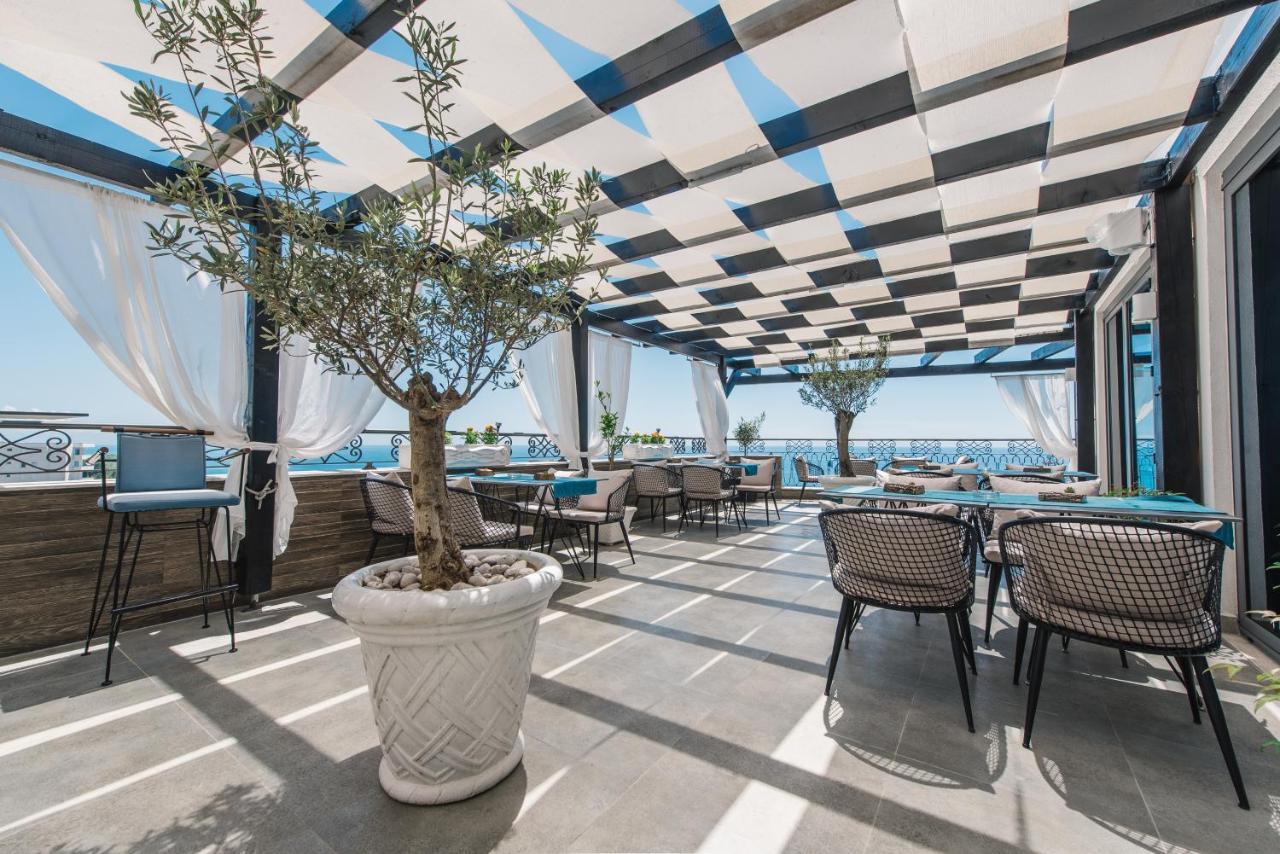 Padam Hotel & Spa 울친 외부 사진