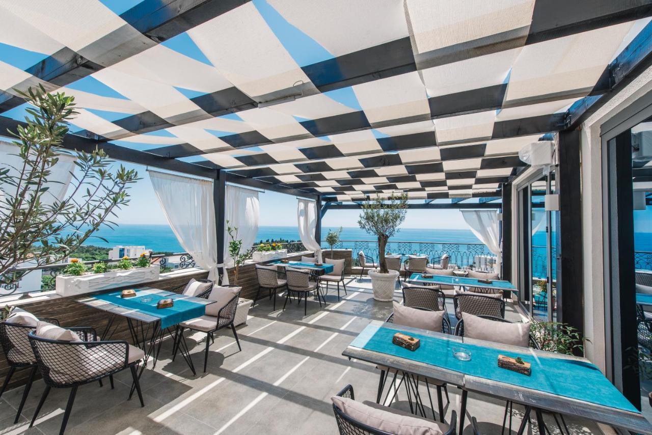 Padam Hotel & Spa 울친 외부 사진
