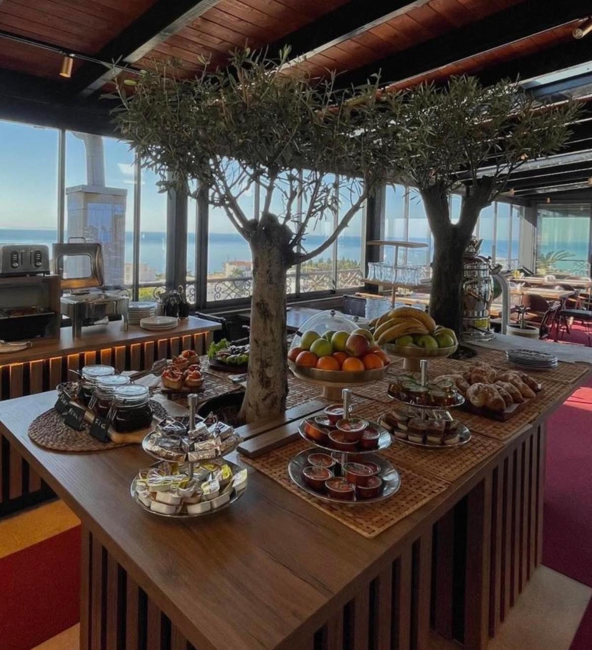 Padam Hotel & Spa 울친 외부 사진