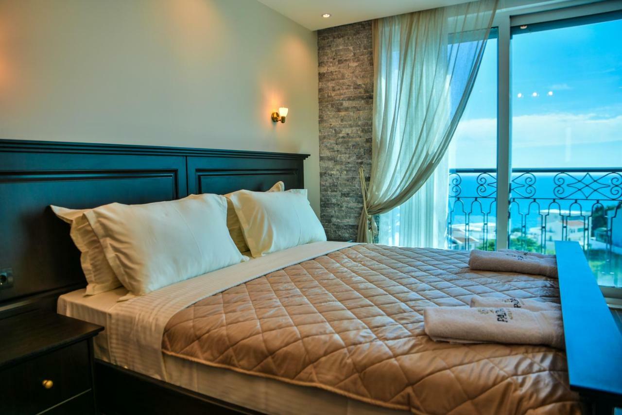 Padam Hotel & Spa 울친 외부 사진